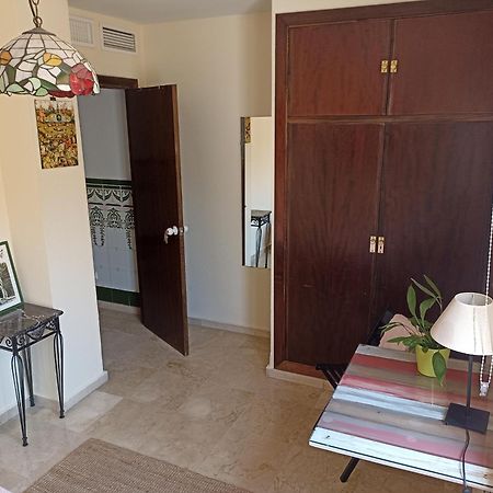 Confortable habitación céntrica en piso privado Apartamento Málaga Exterior foto