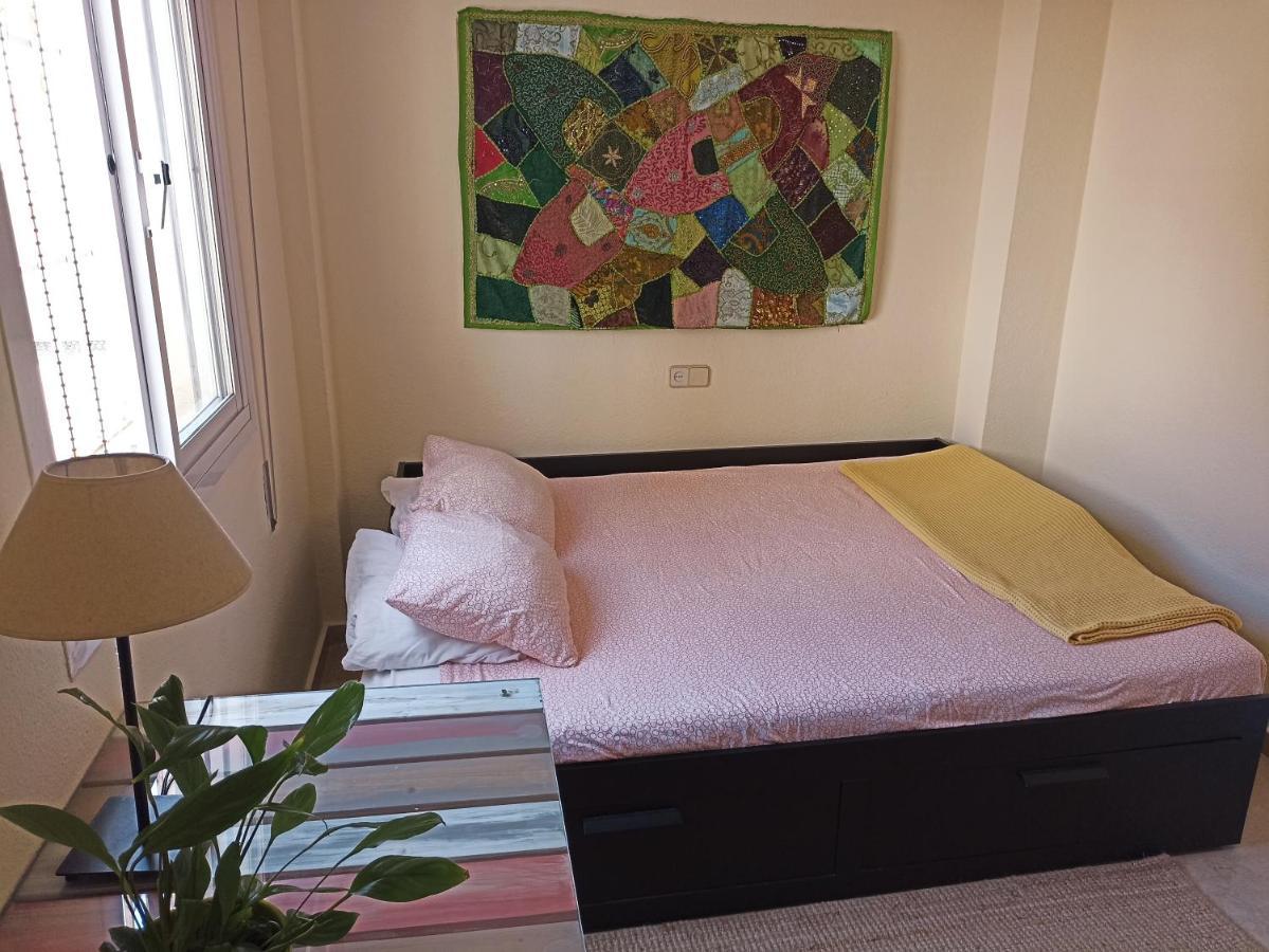 Confortable habitación céntrica en piso privado Apartamento Málaga Exterior foto
