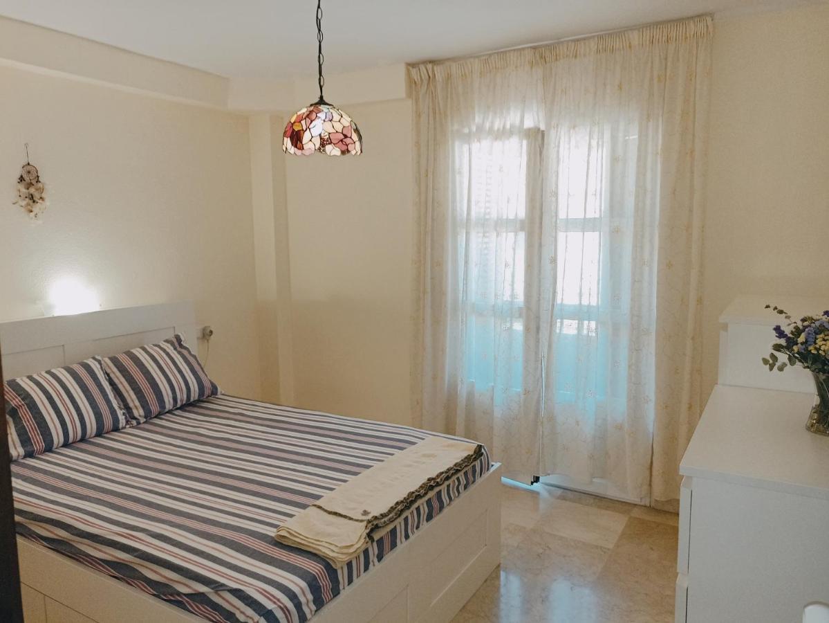 Confortable habitación céntrica en piso privado Apartamento Málaga Exterior foto