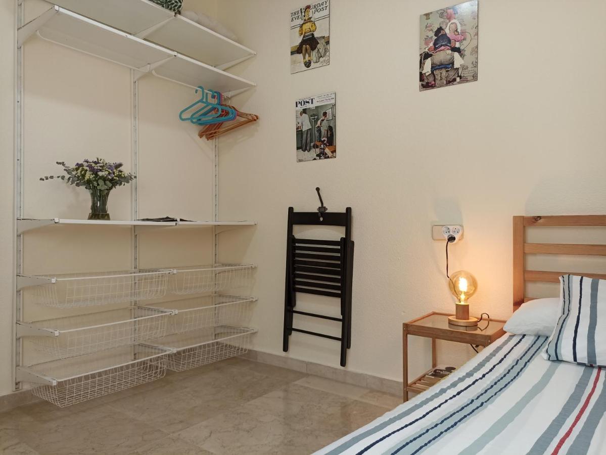 Confortable habitación céntrica en piso privado Apartamento Málaga Exterior foto